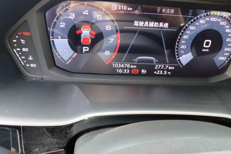 Used Audi Q3 2020 35 TFSI Fashion Dynamic Model Odometer Close Up