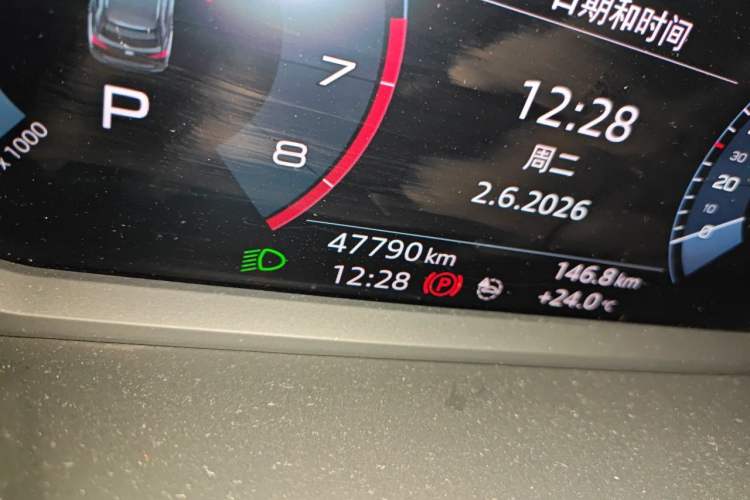 Used Audi Q3 2020 35 TFSI Ambition Dynamic Edition Odometer Close Up