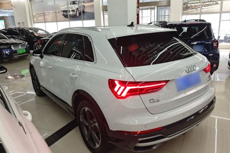 Used Audi Q3 2020 35 TFSI Fashion Dynamic Model Rear Left 45 Deg
