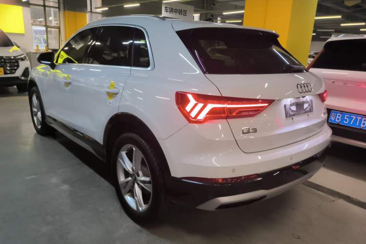 Used Audi Q3 2020 35 TFSI Fashionable and Elegant Model Rear Left 45 Deg