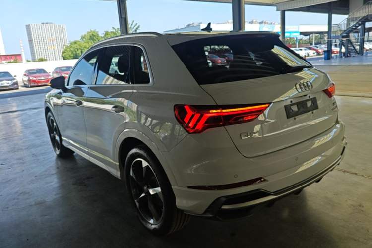 Used Audi Q3 2020 35 TFSI Fashion Dynamic Model Rear Left 45 Deg