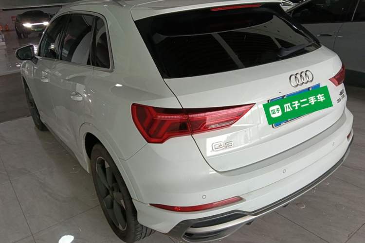Used Audi Q3 2020 35 TFSI Fashion Dynamic Model Rear Left 45 Deg