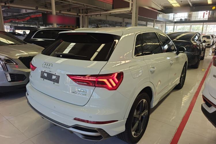 Used Audi Q3 2020 35 TFSI Ambition Dynamic Edition Rear Right 45 Deg