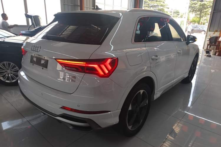 Used Audi Q3 2020 35 TFSI Fashion Dynamic Model Rear Right 45 Deg