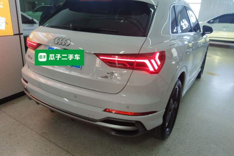 Used Audi Q3 2020 35 TFSI Fashion Dynamic Model Rear Right 45 Deg