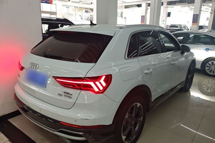 Used Audi Q3 2020 35 TFSI Fashion Dynamic Model Rear Right 45 Deg