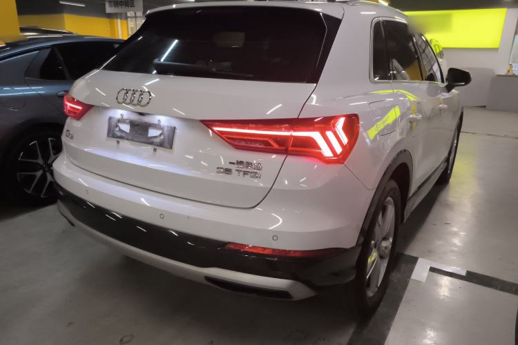Used Audi Q3 2020 35 TFSI Fashionable and Elegant Model Rear Right 45 Deg