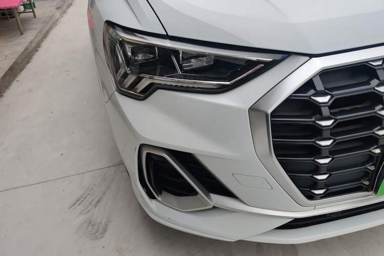 Used Audi Q3 2020 35 TFSI Ambition Dynamic Edition Right Front Headlight