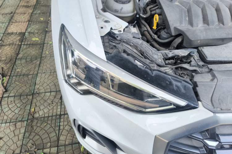 Used Audi Q3 2020 40 TFSI Fashion Dynamic Model Right Front Headlight