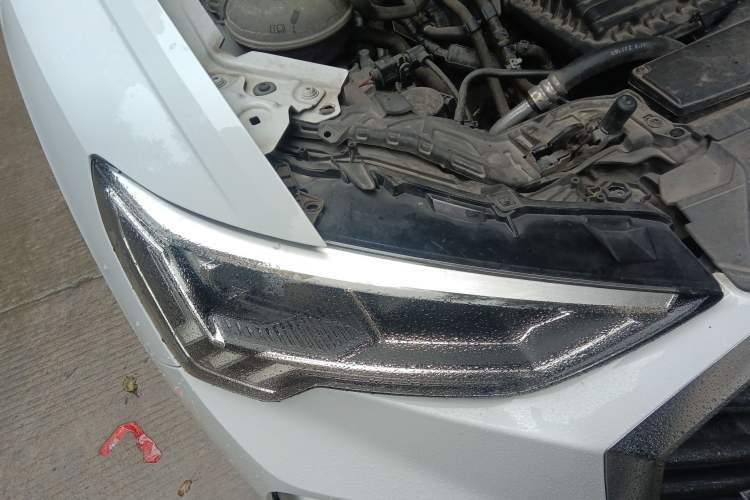 Used Audi Q3 2020 35 TFSI Fashion Dynamic Model Right Front Headlight