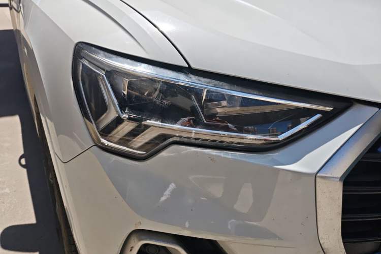 Used Audi Q3 2020 35 TFSI Fashion Dynamic Model Right Front Headlight