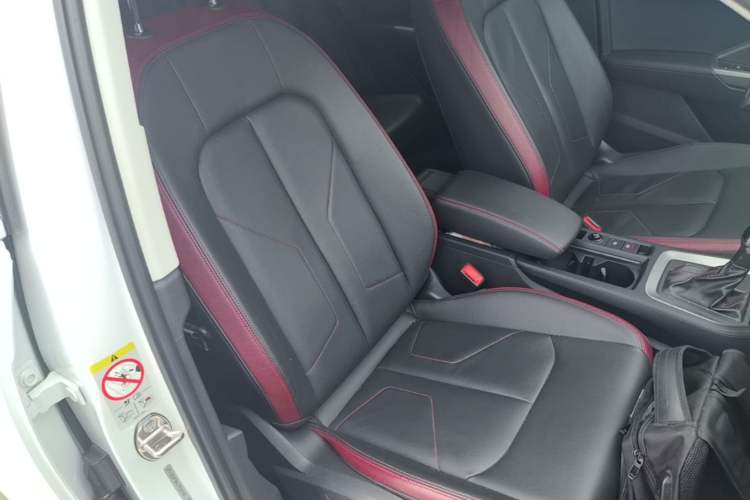 Used Audi Q3 2020 35 TFSI Fashionable and Elegant Model Right Front Seat