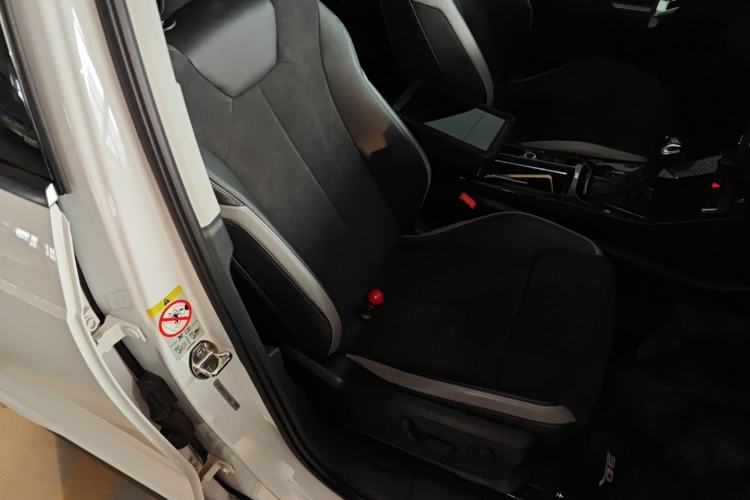 Used Audi Q3 2020 40 TFSI Fashion Dynamic Model Right Front Seat