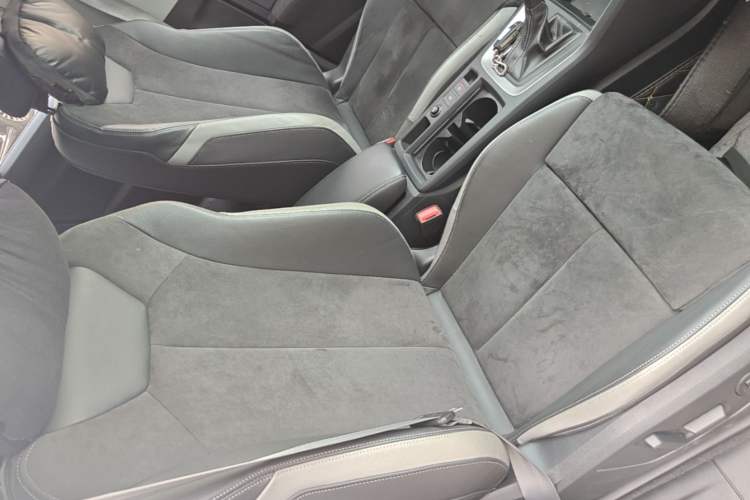 Used Audi Q3 2020 35 TFSI Fashion Dynamic Model Right Front Seat