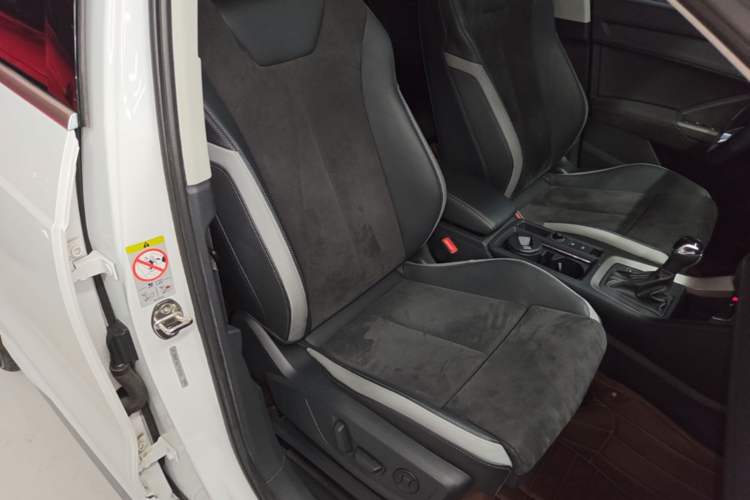 Used Audi Q3 2020 35 TFSI Fashion Dynamic Model Right Front Seat