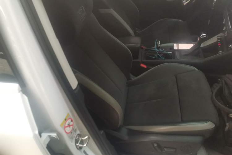 Used Audi Q3 2020 35 TFSI Ambition Dynamic Edition Right Front Seat