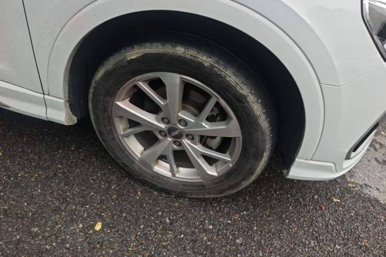 Used Audi Q3 2020 35 TFSI Ambition Dynamic Edition Right Front Wheel Hub