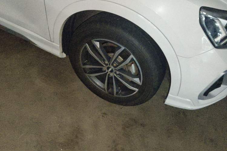 Used Audi Q3 2020 35 TFSI Ambition Dynamic Edition Right Front Wheel Hub