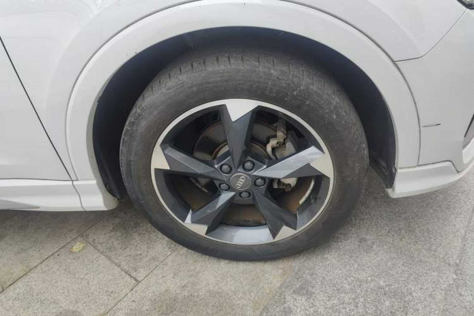 Used Audi Q3 2020 35 TFSI Fashion Dynamic Model Right Front Wheel Hub