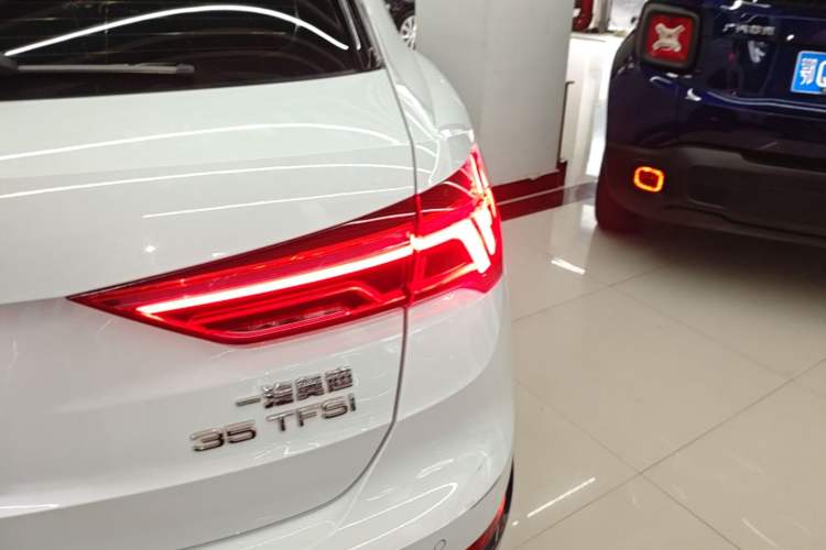 Used Audi Q3 2020 35 TFSI Fashion Dynamic Model Right Rear Taillight