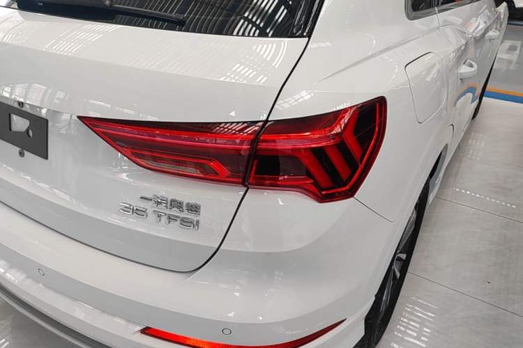 Used Audi Q3 2020 35 TFSI Ambition Dynamic Edition Right Rear Taillight