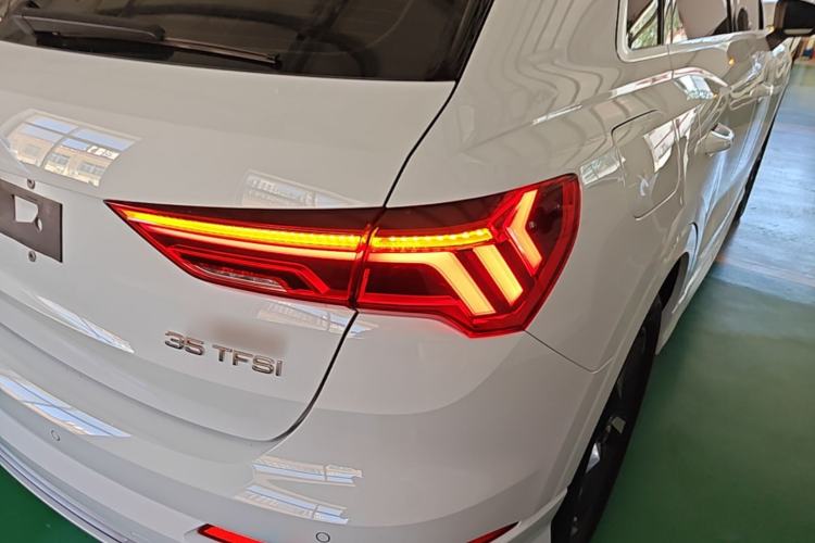 Used Audi Q3 2020 35 TFSI Fashion Dynamic Model Right Rear Taillight