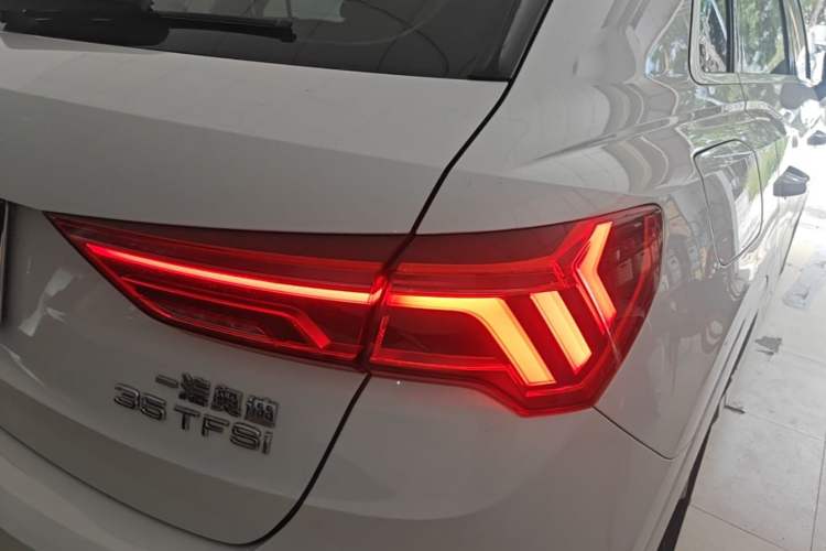 Used Audi Q3 2020 35 TFSI Fashion Dynamic Model Right Rear Taillight
