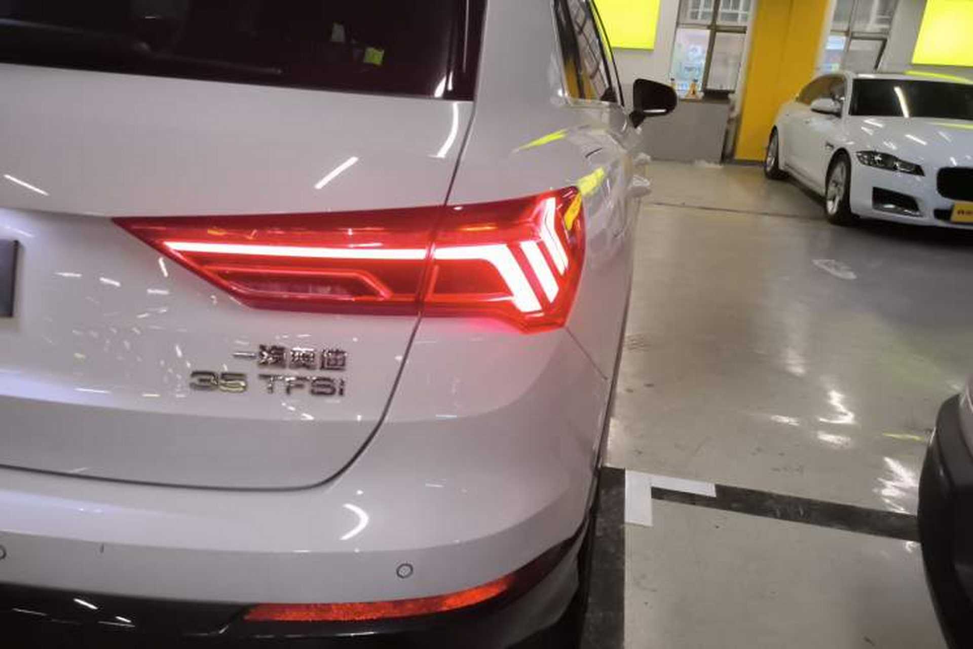 Used Audi Q3 2020 35 TFSI Fashionable and Elegant Model Right Rear Taillight
