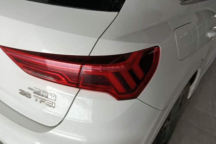 Used Audi Q3 2020 35 TFSI Fashion Dynamic Model Right Rear Taillight