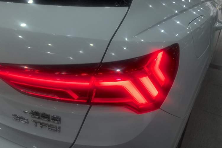 Used Audi Q3 2020 35 TFSI Ambition Dynamic Edition Right Rear Taillight