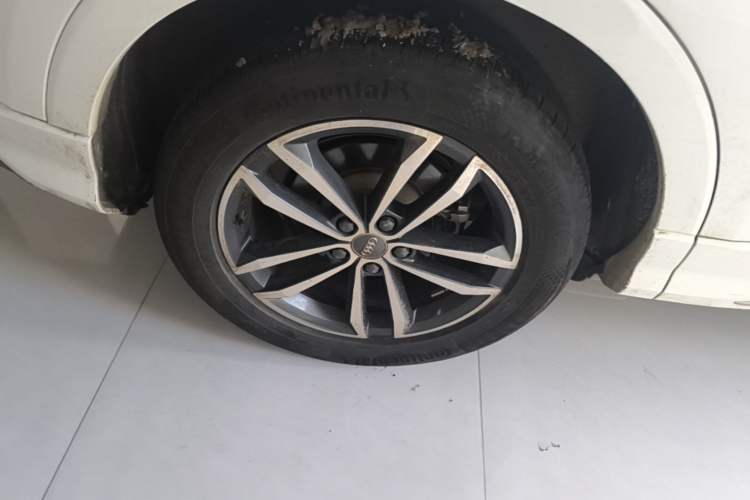 Used Audi Q3 2020 35 TFSI Ambition Dynamic Edition Right Rear Wheel Hub