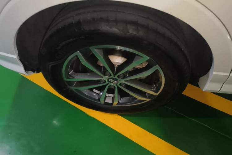 Used Audi Q3 2020 35 TFSI Ambition Dynamic Edition Right Rear Wheel Hub