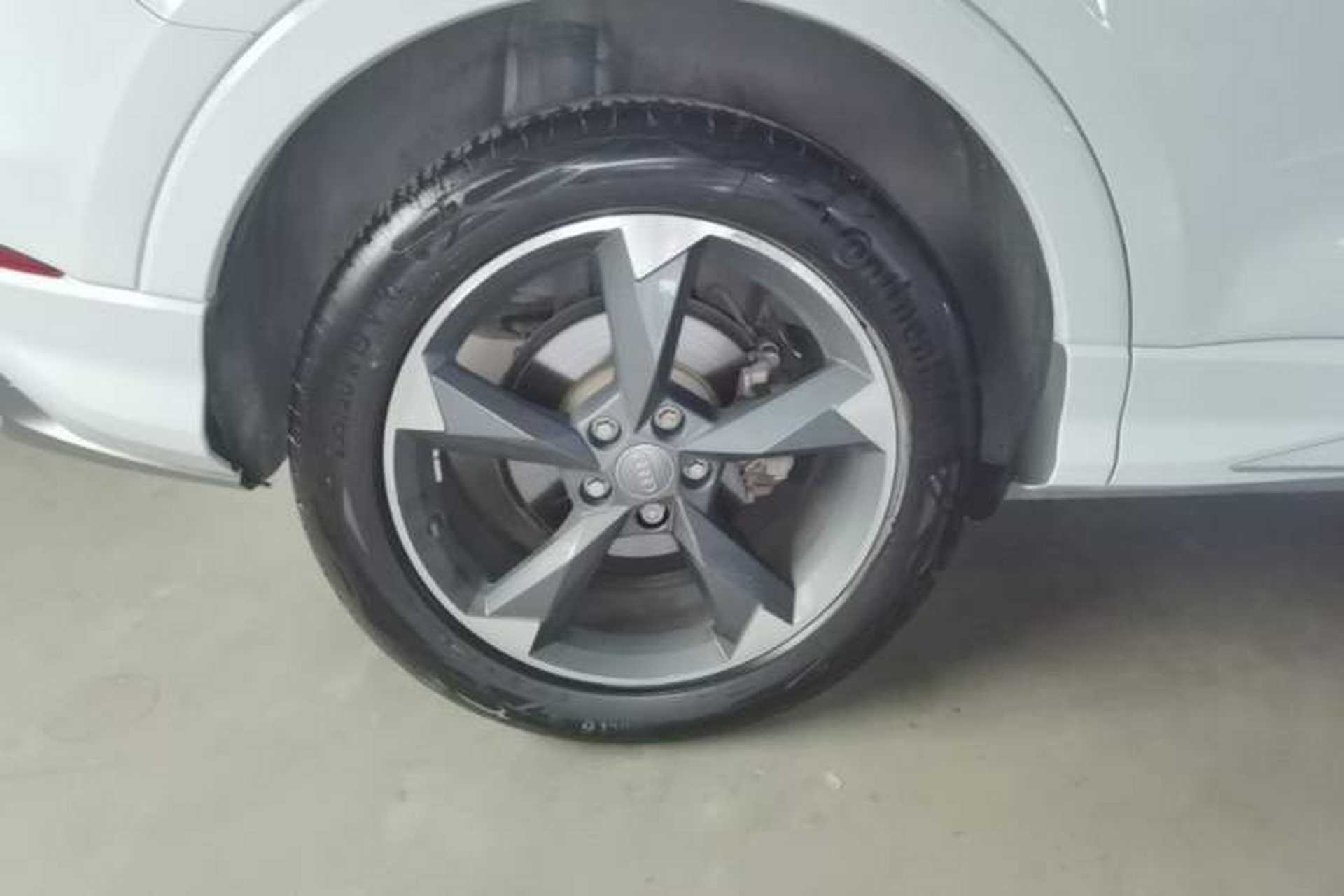 Used Audi Q3 2020 35 TFSI Fashion Dynamic Model Right Rear Wheel Hub