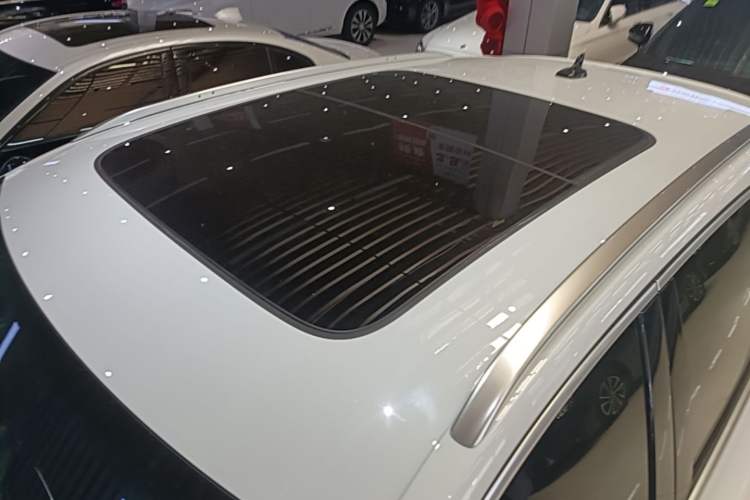 Used Audi Q3 2020 40 TFSI Fashion Dynamic Model Roof