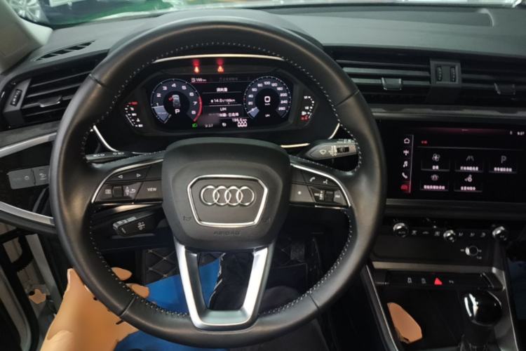 Used Audi Q3 2020 35 TFSI Ambition Dynamic Edition Steering Wheel