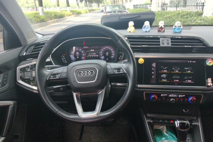 Used Audi Q3 2020 35 TFSI Ambition Dynamic Edition Steering Wheel