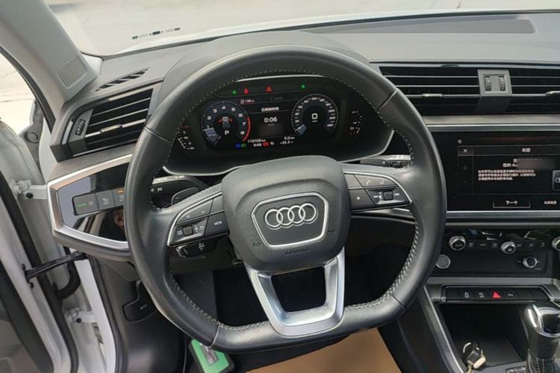 Used Audi Q3 2020 35 TFSI Fashion Dynamic Model Steering Wheel