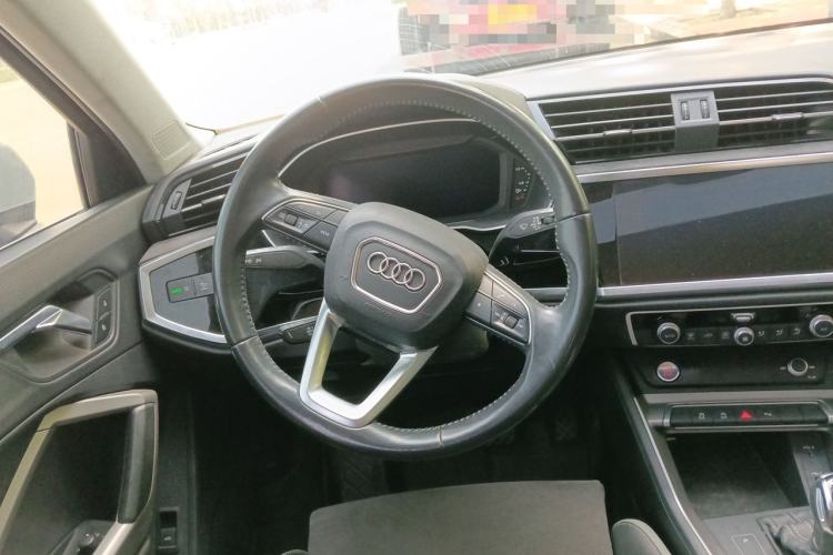 Used Audi Q3 2020 35 TFSI Ambition Dynamic Edition Steering Wheel