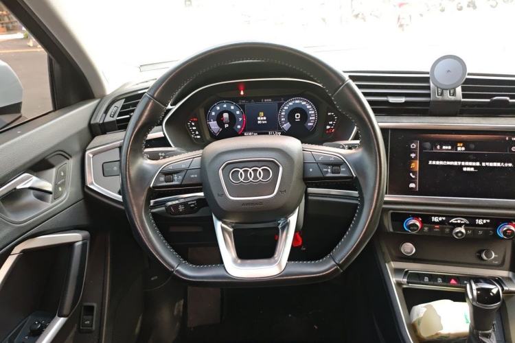 Used Audi Q3 2020 35 TFSI Ambition Dynamic Edition Steering Wheel