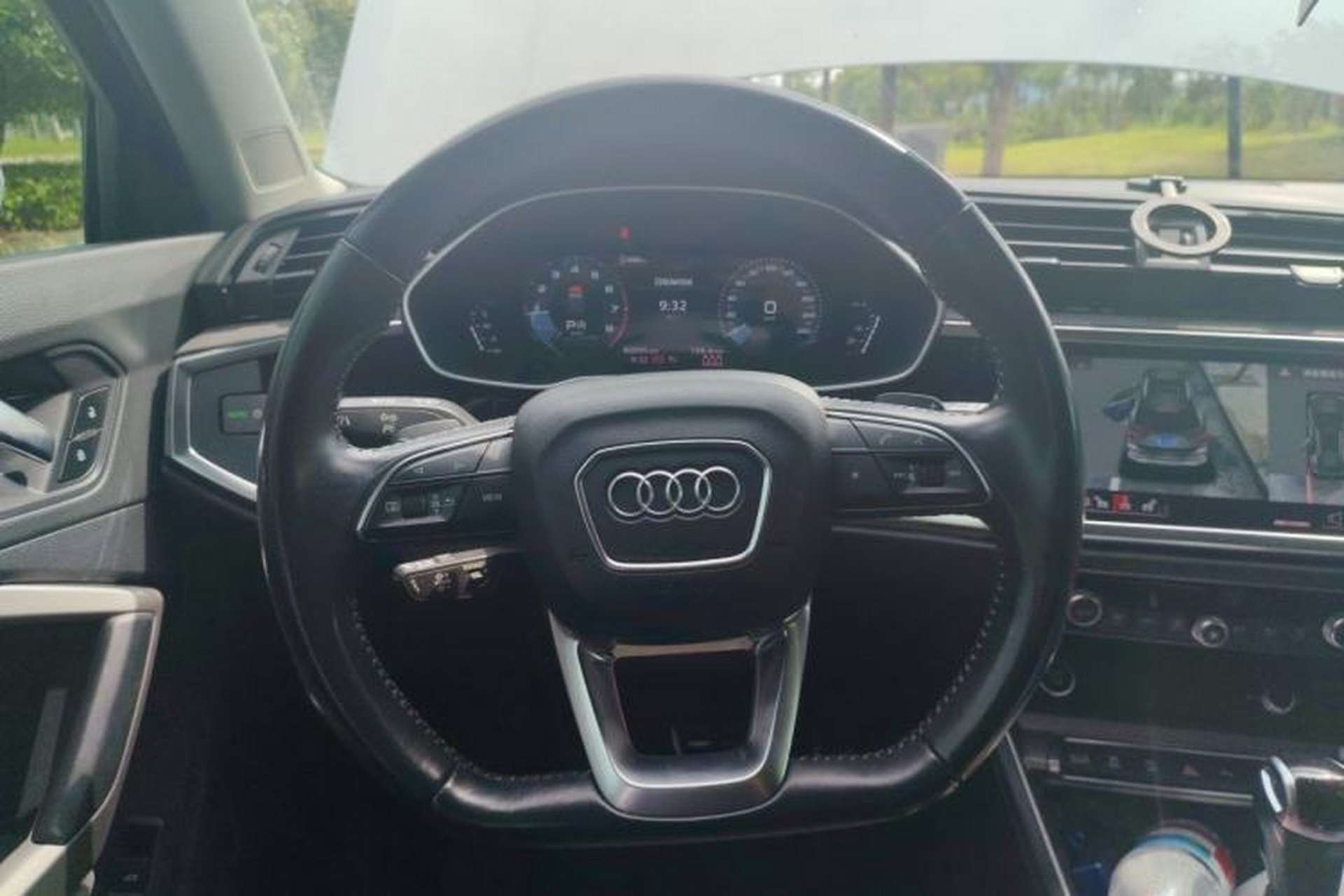 Used Audi Q3 2020 40 TFSI Fashion Dynamic Model Steering Wheel