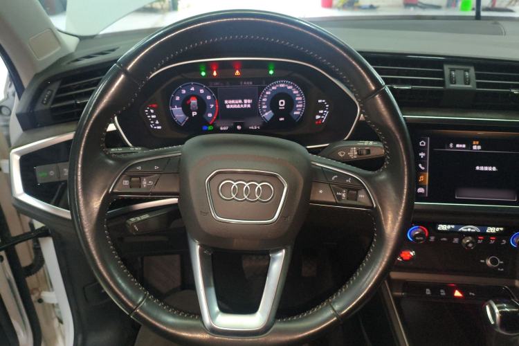 Used Audi Q3 2020 35 TFSI Ambition Dynamic Edition Steering Wheel