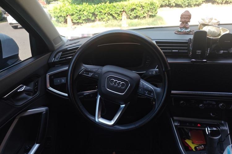 Used Audi Q3 2020 35 TFSI Ambition Style Edition Steering Wheel