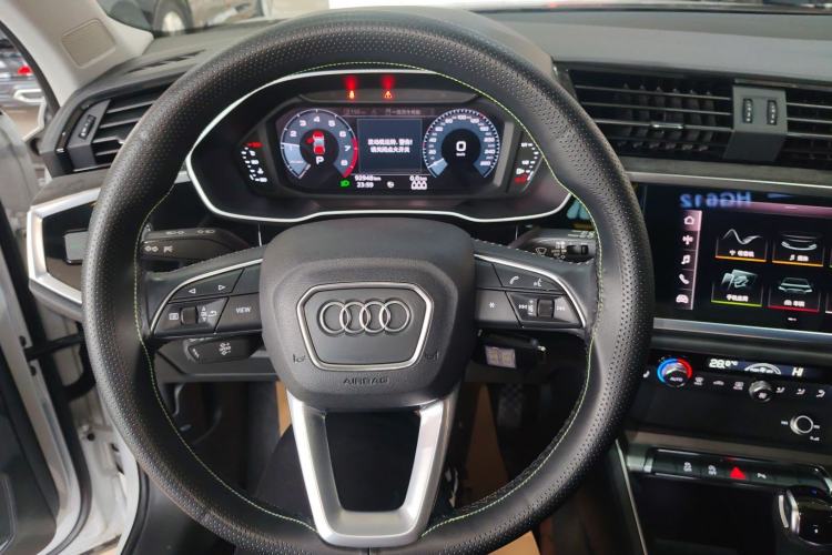 Used Audi Q3 2020 35 TFSI Ambition Dynamic Edition Steering Wheel