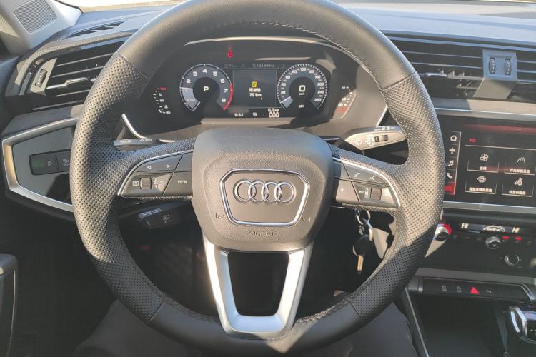 Used Audi Q3 2020 35 TFSI Ambition Dynamic Edition Steering Wheel