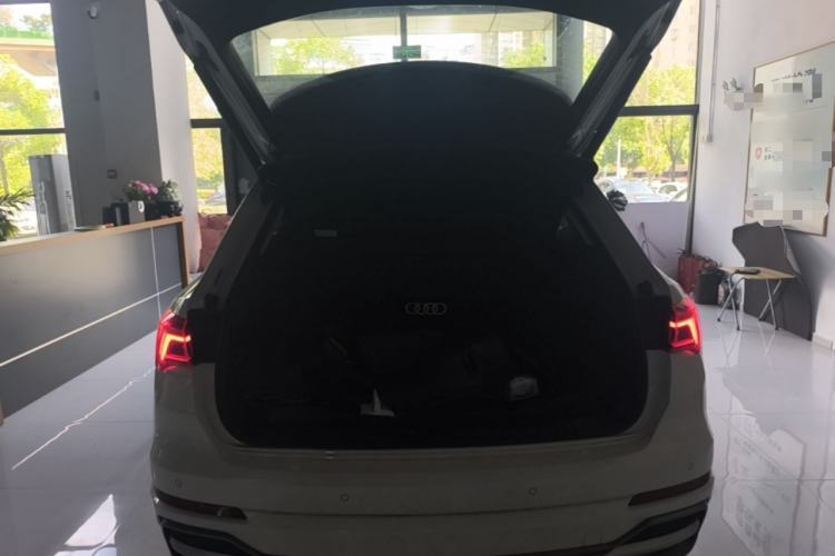 Used Audi Q3 2020 35 TFSI Ambition Dynamic Edition Trunk