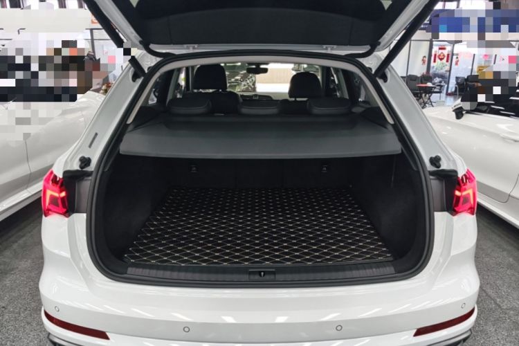 Used Audi Q3 2020 35 TFSI Fashion Dynamic Model Trunk