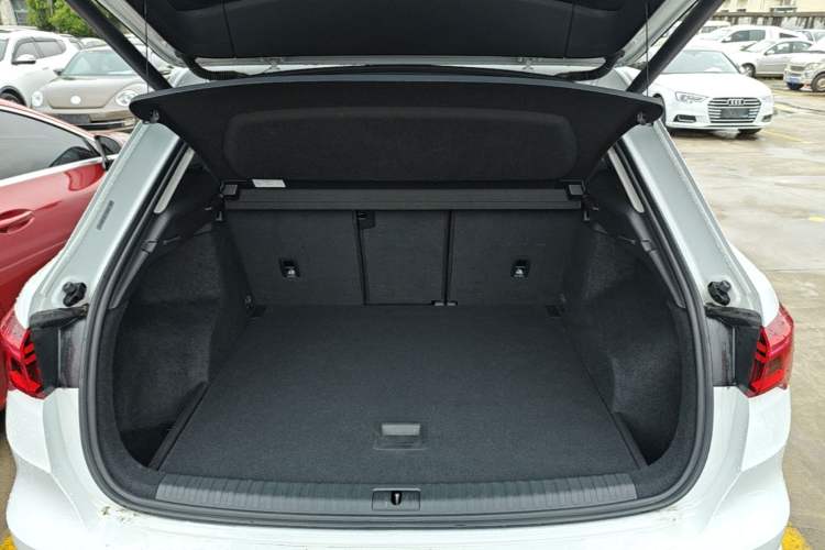 Used Audi Q3 2020 40 TFSI Fashion Dynamic Model Trunk