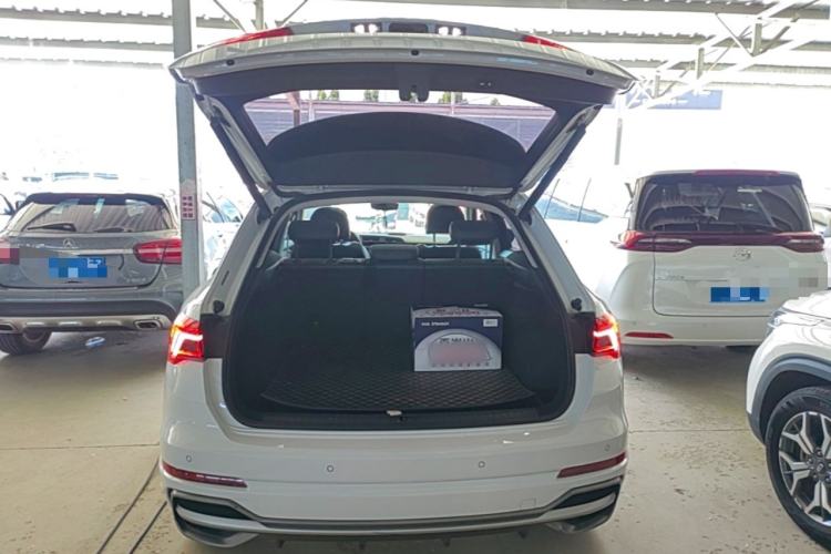 Used Audi Q3 2020 35 TFSI Fashion Dynamic Model Trunk