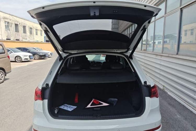 Used Audi Q3 2020 35 TFSI Fashion Dynamic Model Trunk