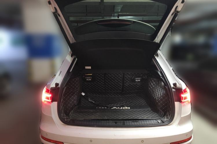 Used Audi Q3 2020 35 TFSI Fashion Dynamic Model Trunk